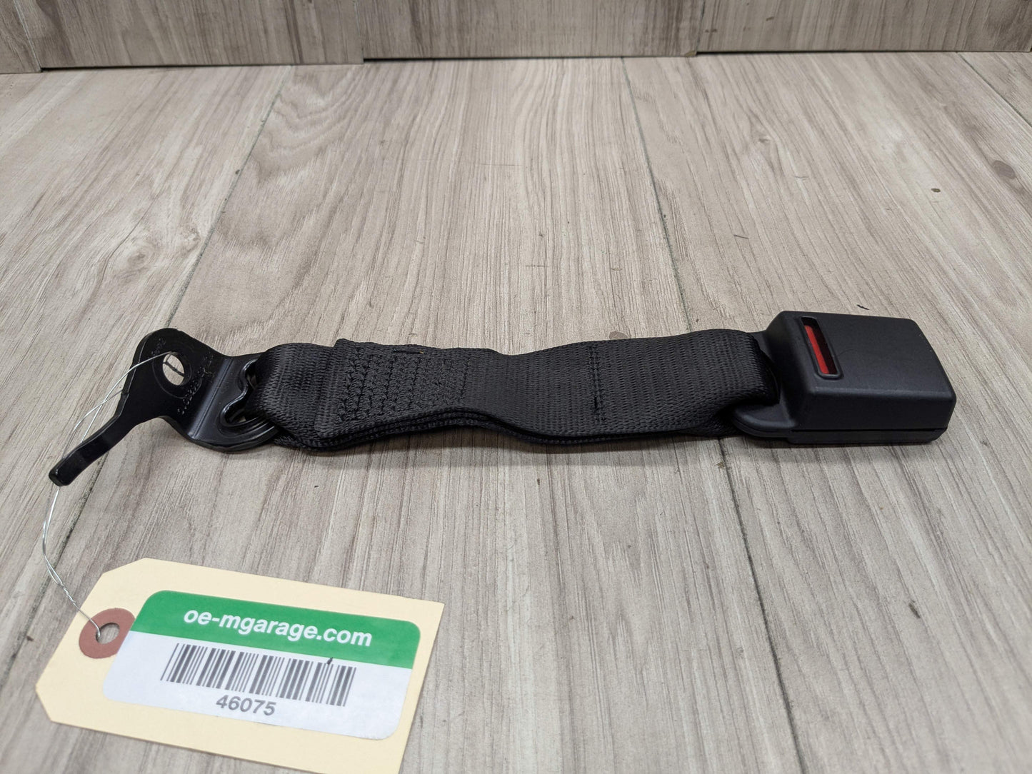 17-23 OEM BMW G30 530 F90 M5 Sedan Rear Left 2nd Row Center Seat Belt Buckle