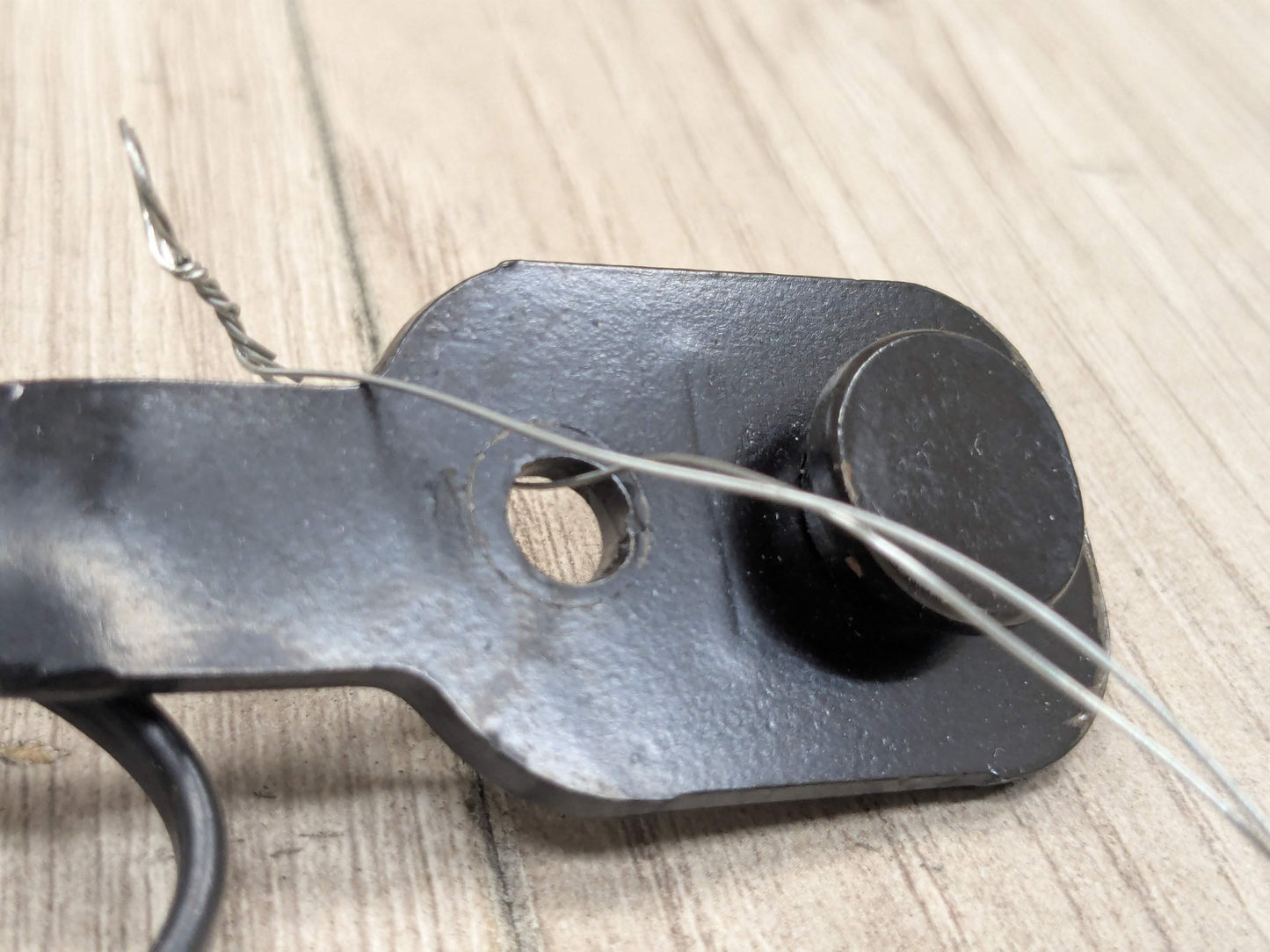 OEM BMW F90 G11 G12 G30 530 540 M550 750 M5 Front Left or Right Seatbelt Buckle