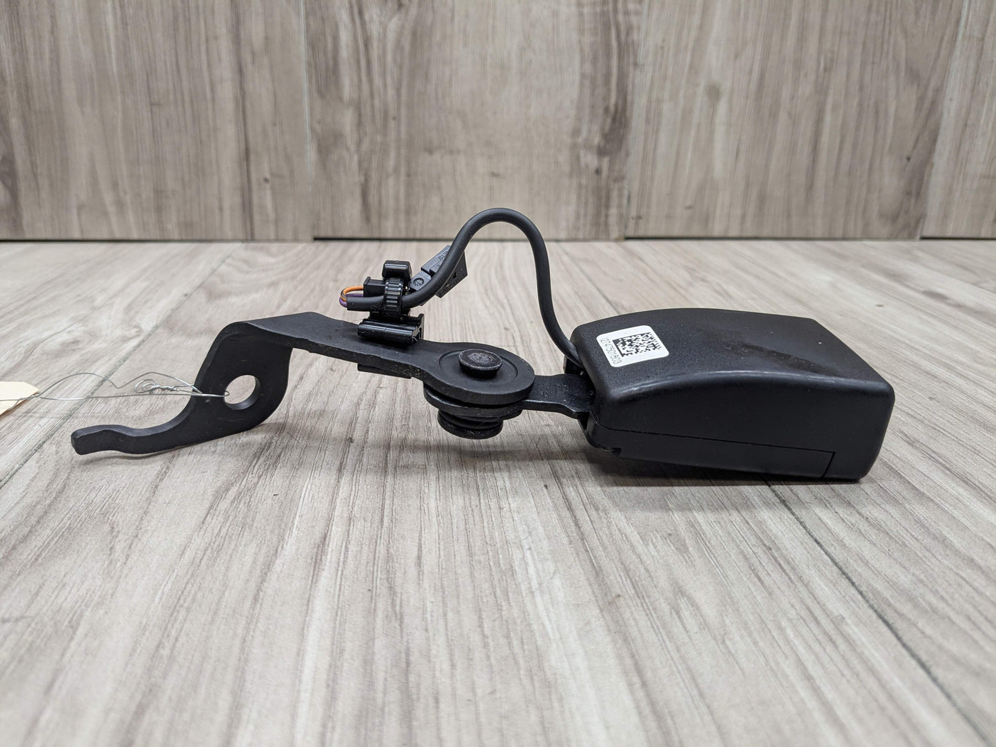 OEM BMW F90 M5 G30 530 540 M550 Rear Right Passenger Seatbelt Seat Belt Buckle