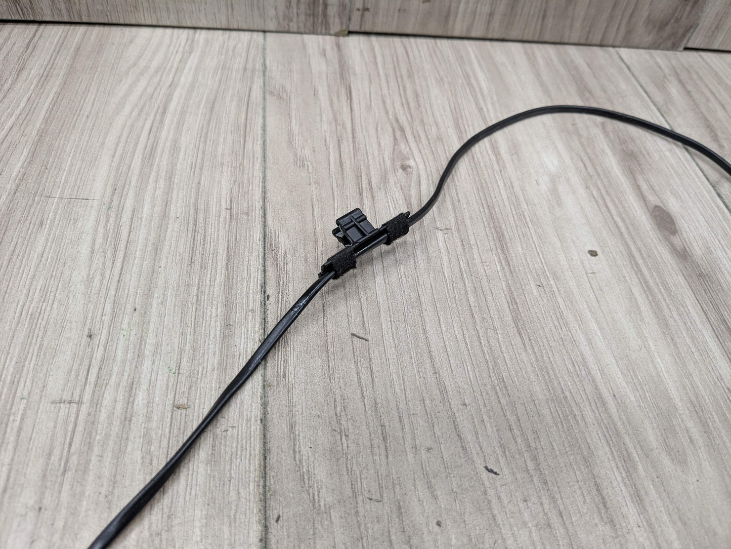 OEM BMW F90 G11 G12 G30 530 540 M550 750 M5 Front Left or Right Seatbelt Buckle