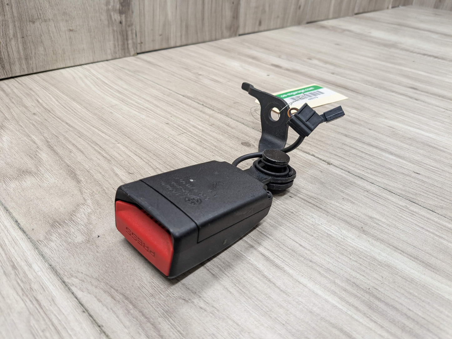 17-20 OEM BMW F90 M5 G30 530 540 M550 Rear Left Driver Seatbelt Seat Belt Buckle