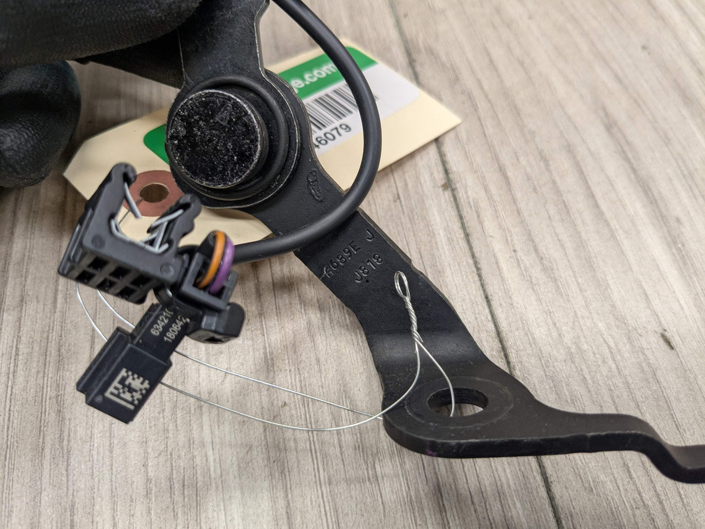 17-20 OEM BMW F90 M5 G30 530 540 M550 Rear Left Driver Seatbelt Seat Belt Buckle