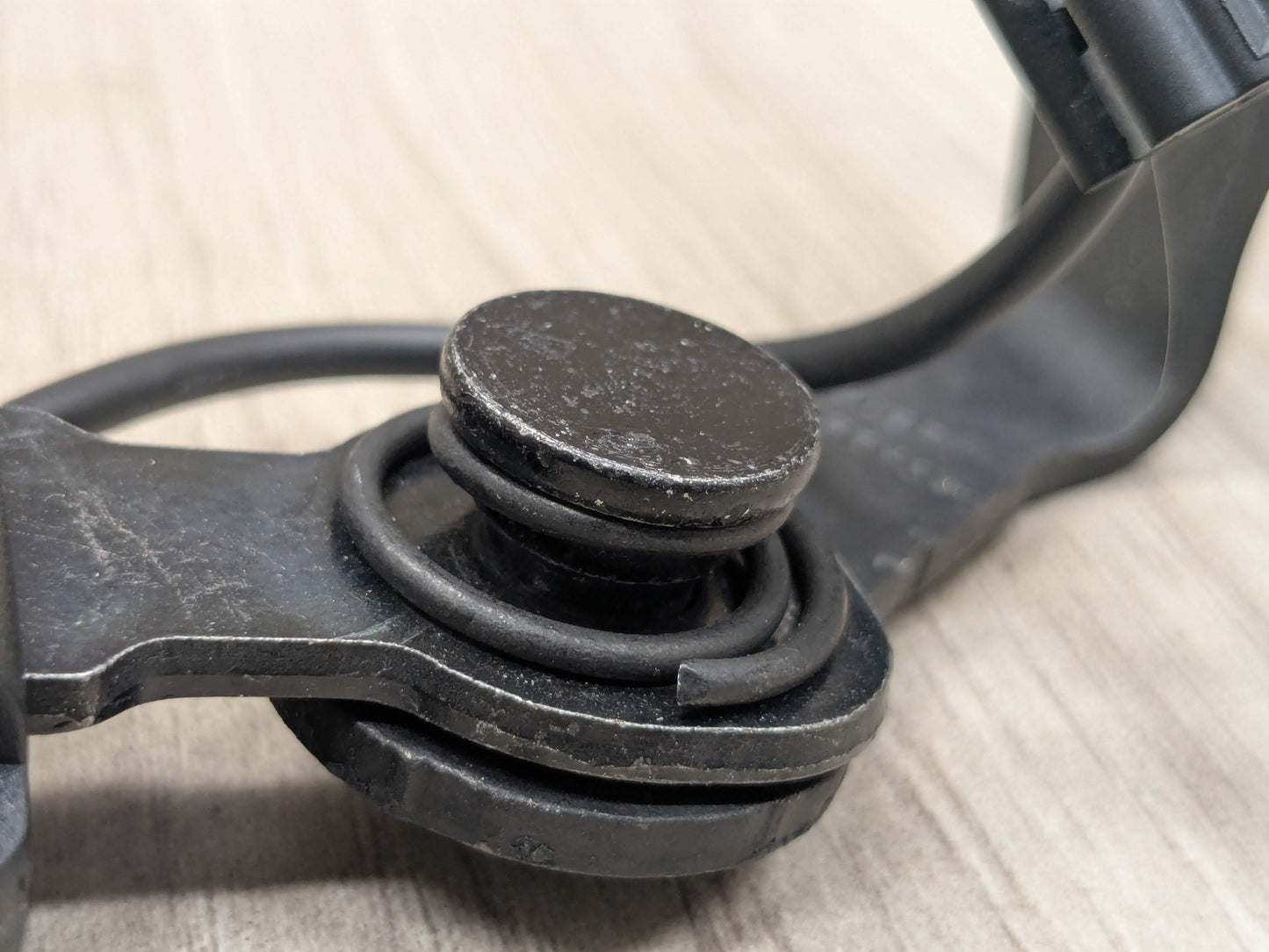 17-20 OEM BMW F90 M5 G30 530 540 M550 Rear Left Driver Seatbelt Seat Belt Buckle