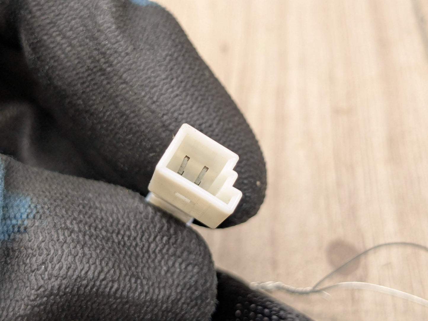 OEM BMW F90 M5 G30 530 540 M550 Rear Center Middle Seatbelt Seat Belt Buckle