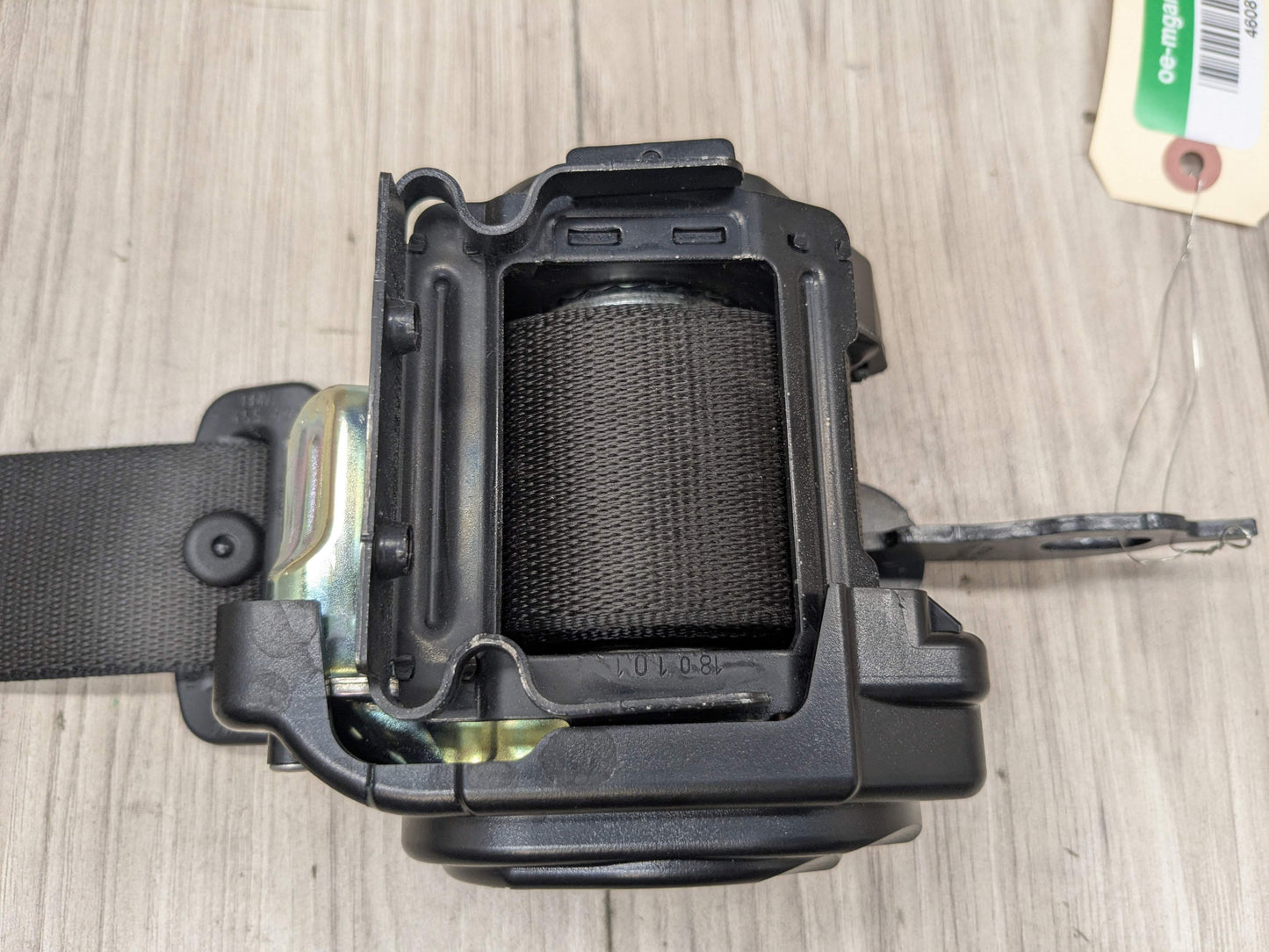 OEM BMW F90 M5 G30 530 540 Rear Left Right Upper Seatbelt Seat Belt Retractor