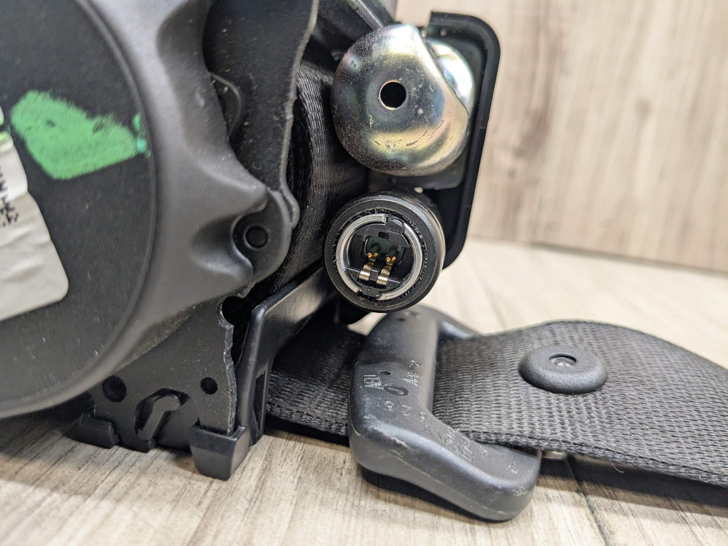 OEM BMW F90 M5 G30 530 540 Rear Left Right Upper Seatbelt Seat Belt Retractor