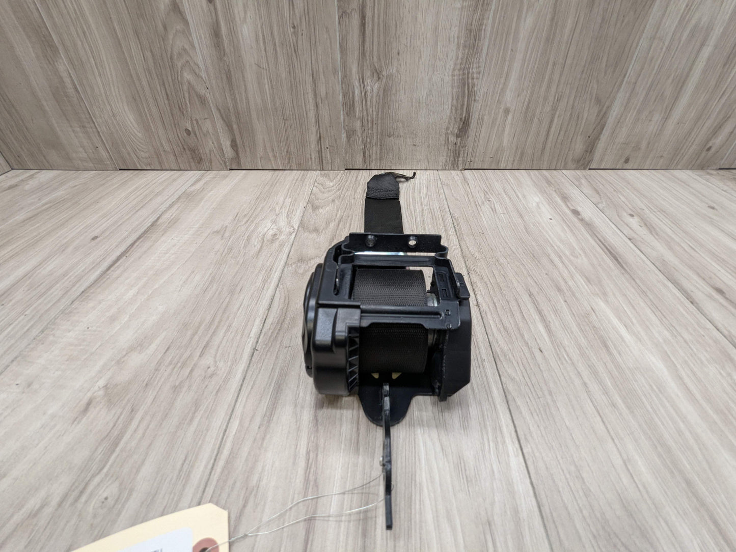 OEM BMW F90 M5 G30 530 540 Rear Left Right Upper Seatbelt Seat Belt Retractor