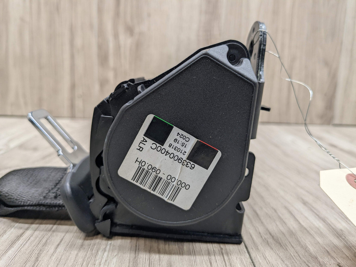 OEM BMW F90 M5 G30 530 540 Rear Center Middle Upper Seatbelt Seat Belt Retractor