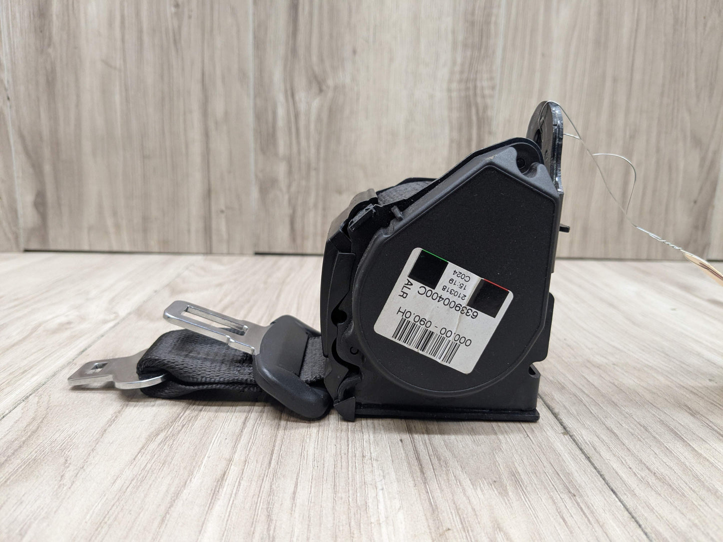 OEM BMW F90 M5 G30 530 540 Rear Center Middle Upper Seatbelt Seat Belt Retractor