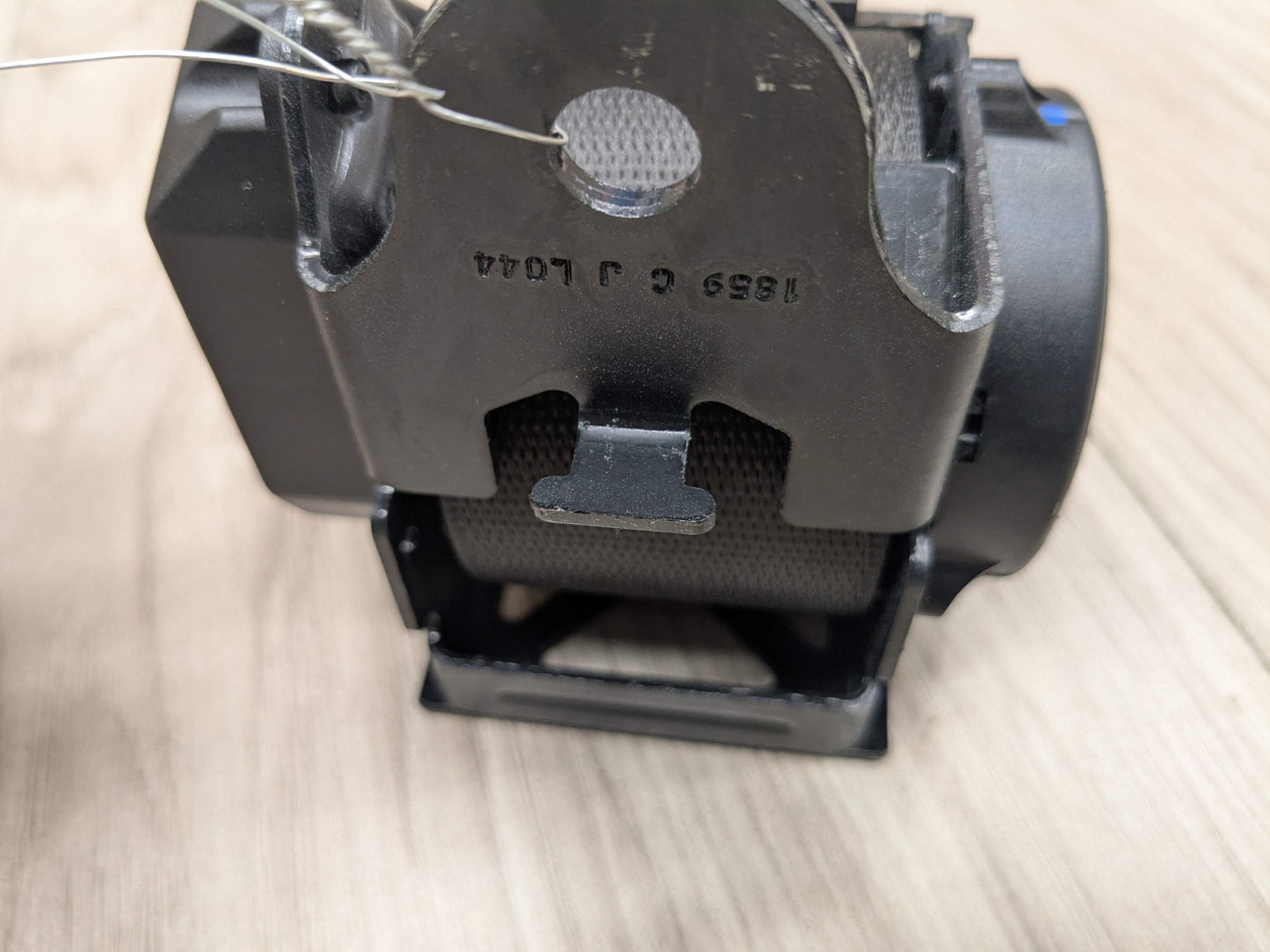 OEM BMW F90 M5 G30 530 540 Rear Center Middle Upper Seatbelt Seat Belt Retractor