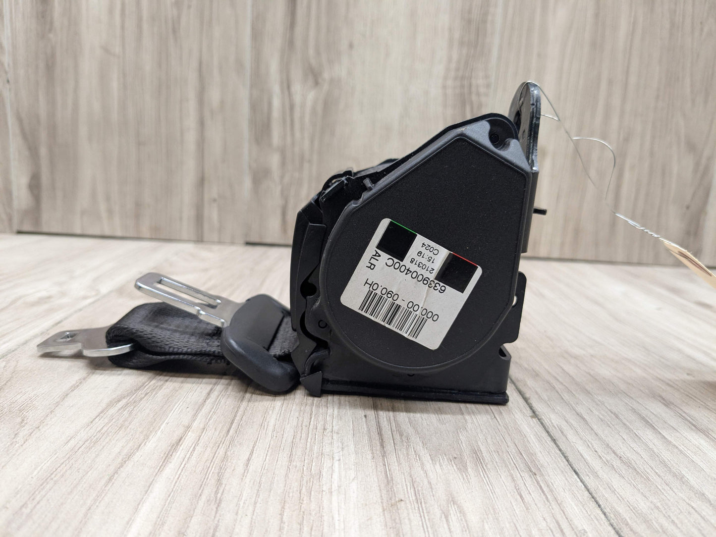 OEM BMW F90 M5 G30 530 540 Rear Center Middle Upper Seatbelt Seat Belt Retractor