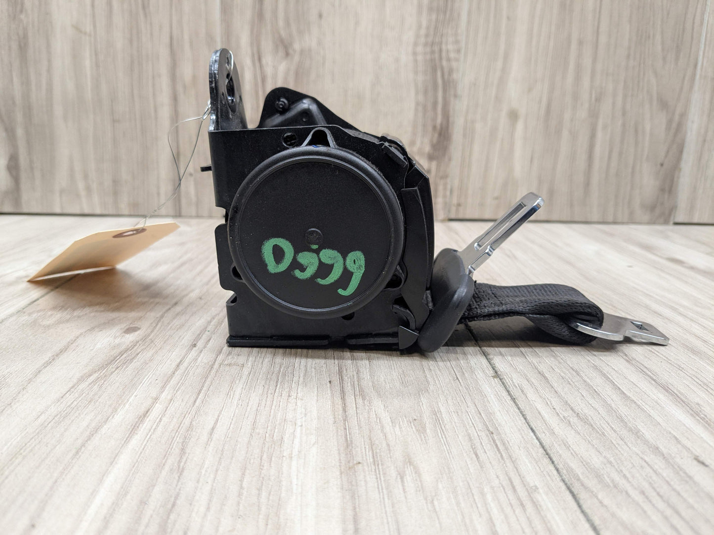 OEM BMW F90 M5 G30 530 540 Rear Center Middle Upper Seatbelt Seat Belt Retractor