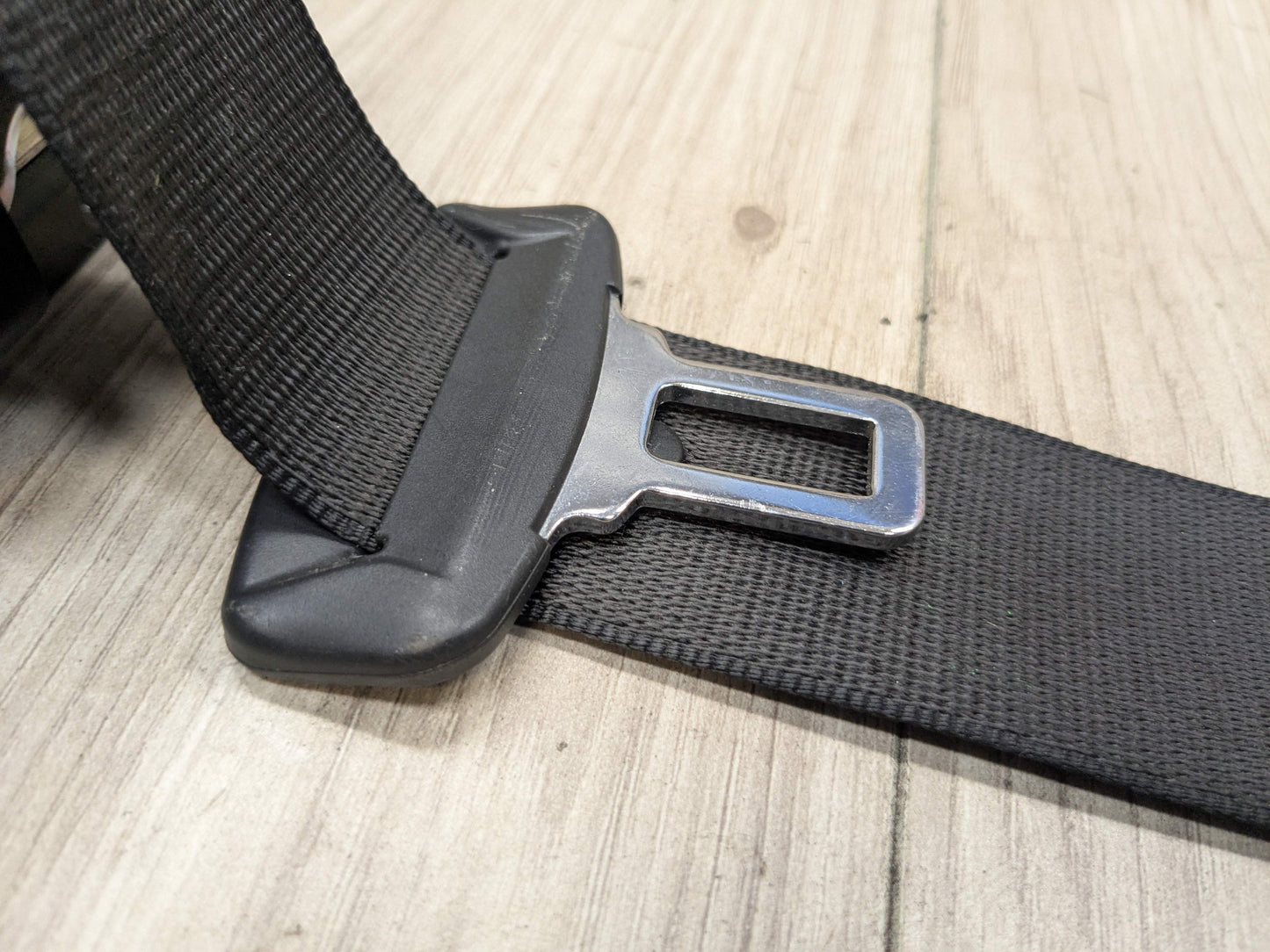 OEM BMW F90 M5 G30 530 540 Rear Left Right Upper Seatbelt Seat Belt Retractor