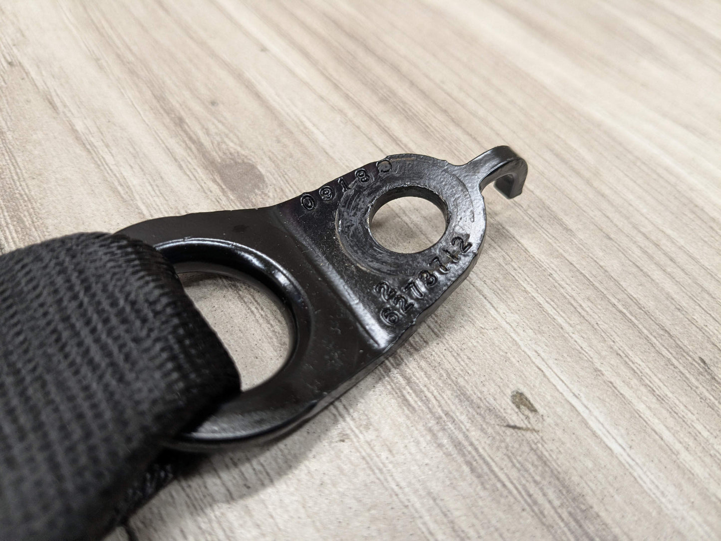 OEM BMW F90 M5 G30 530 540 Rear Left Right Upper Seatbelt Seat Belt Retractor