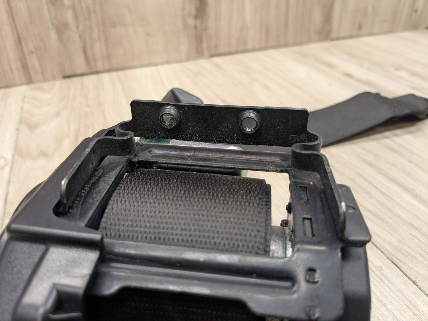 OEM BMW F90 M5 G30 530 540 Rear Left Right Upper Seatbelt Seat Belt Retractor