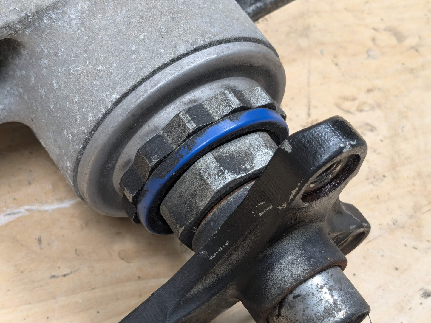 16-22 OEM BMW G11 G12 750 M760 G30* M550 N63 Rear Differential Axle Carrier 2.81