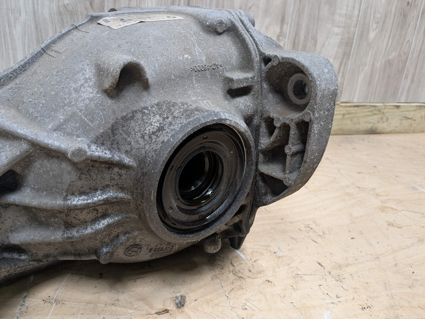 16-22 OEM BMW G11 G12 750 M760 G30* M550 N63 Rear Differential Axle Carrier 2.81