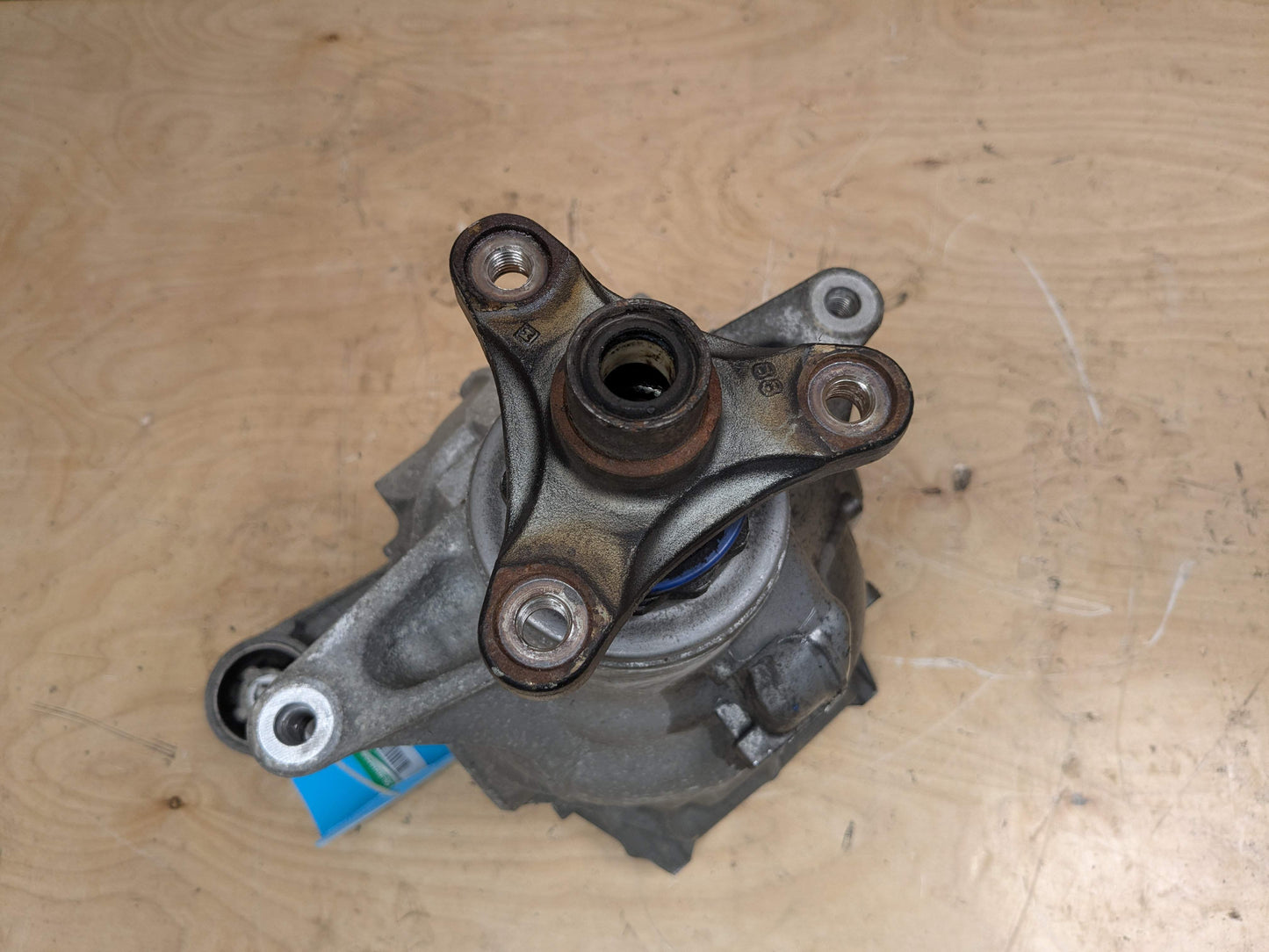 16-22 OEM BMW G11 G12 750 M760 G30* M550 N63 Rear Differential Axle Carrier 2.81