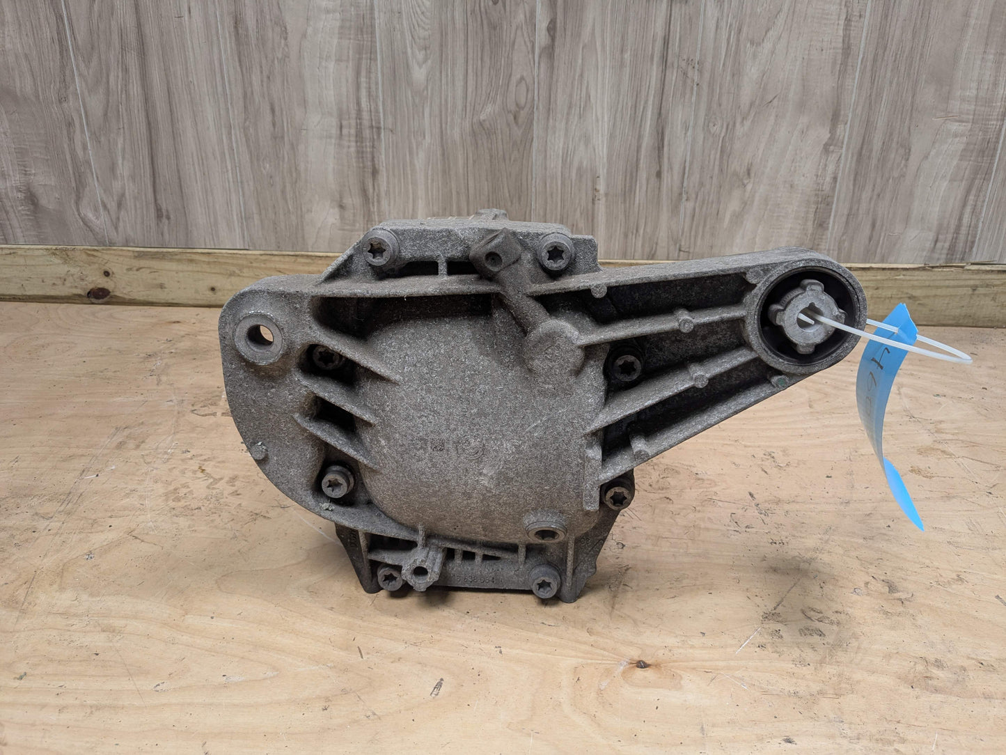 16-22 OEM BMW G11 G12 750 M760 G30* M550 N63 Rear Differential Axle Carrier 2.81