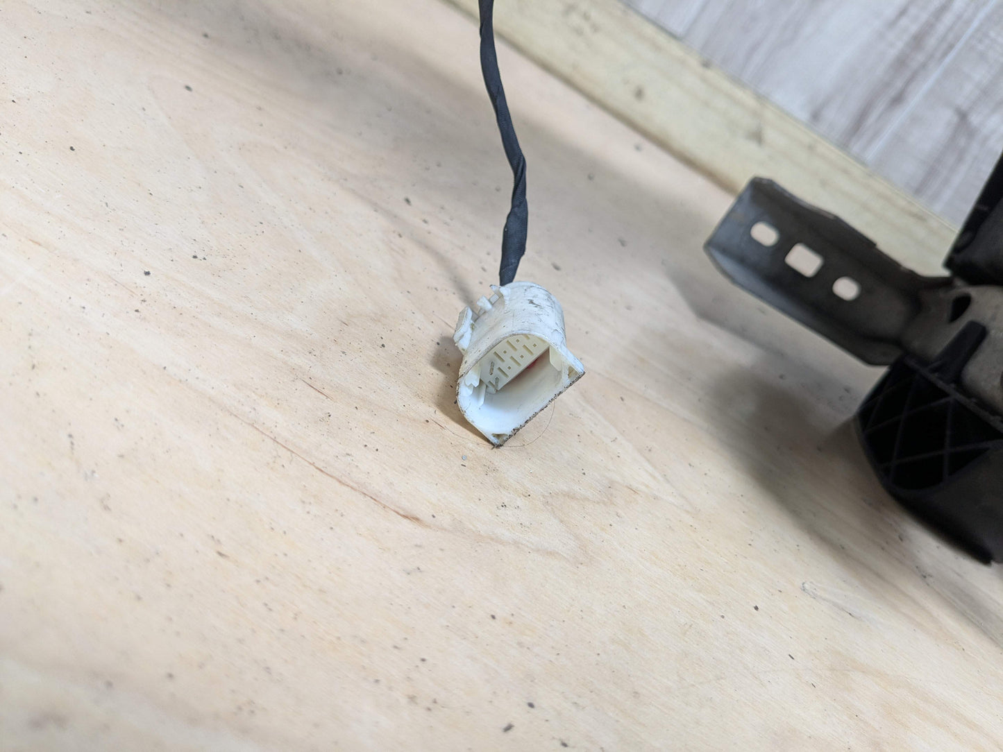 17-23 OEM BMW G30 530 540 M550 M SPORT Front Clip Radiator Support Reinforcement