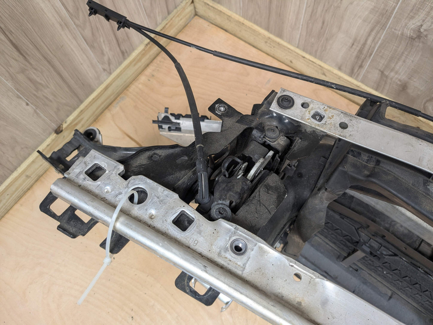 17-23 OEM BMW G30 530 540 M550 M SPORT Front Clip Radiator Support Reinforcement