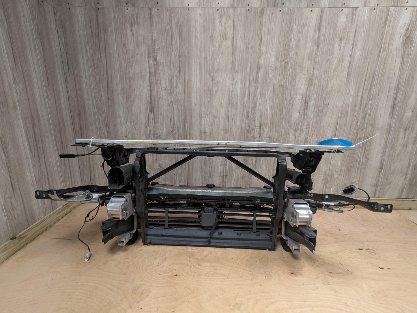 17-23 OEM BMW G30 530 540 M550 M SPORT Front Clip Radiator Support Reinforcement