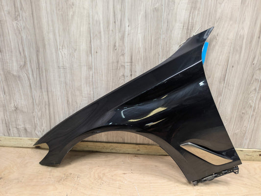 *NOTE* OEM BMW G30 530 540 M550 Front Left Driver Side Fender Panel Black 475