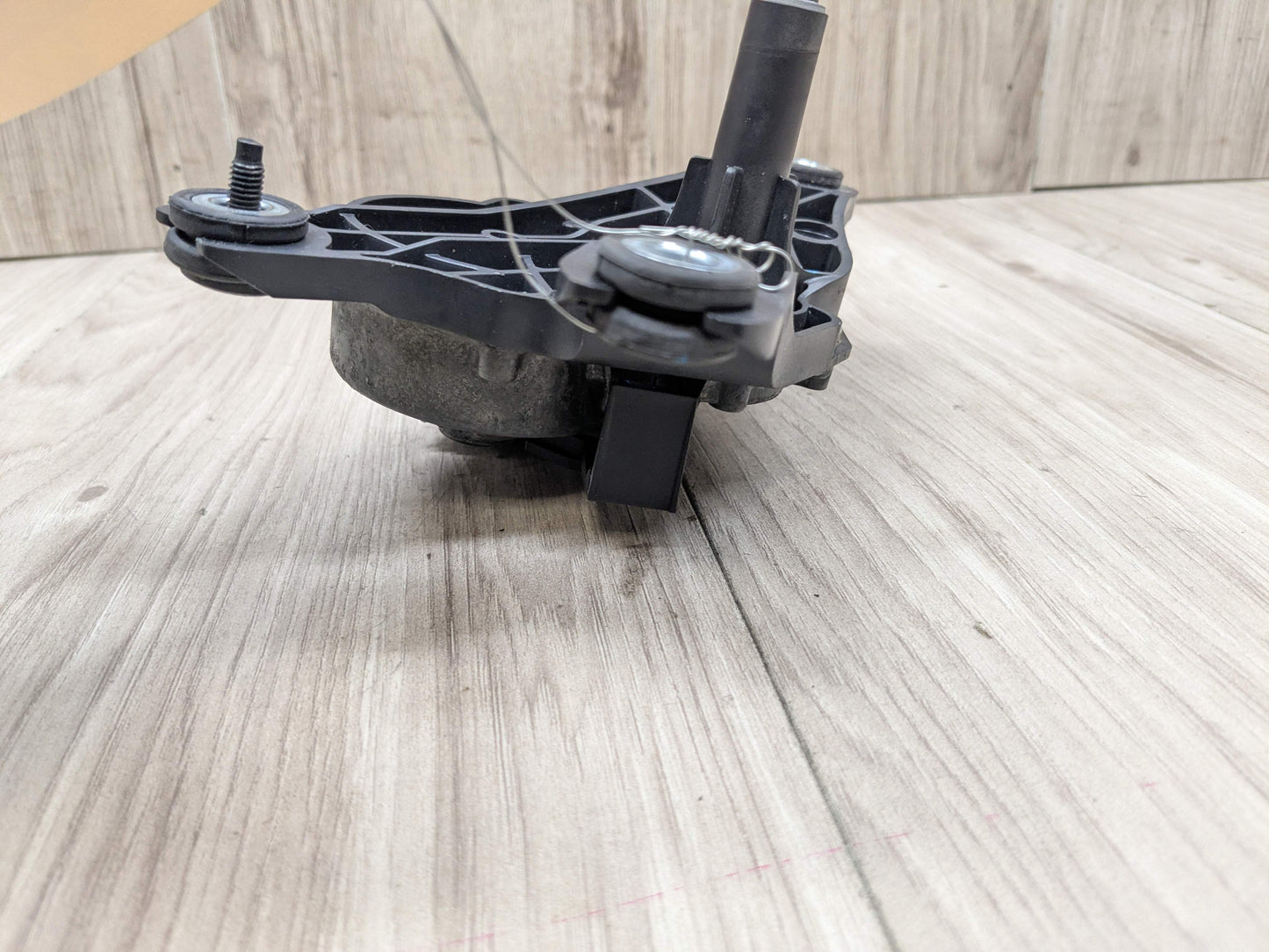 07-13 OEM BMW E70 X5 REAR Windshield Trunk Tailgate Liftgate Wiper Motor VALEO