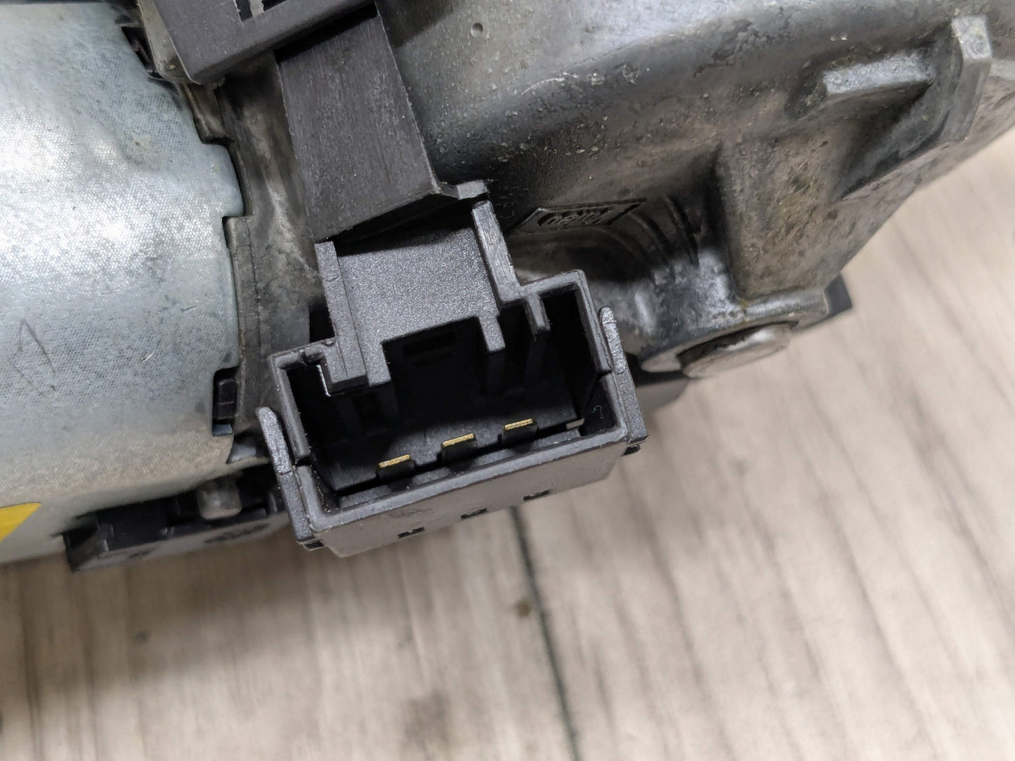 07-13 OEM BMW E70 X5 REAR Windshield Trunk Tailgate Liftgate Wiper Motor VALEO