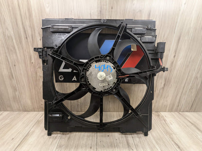 07-10 OEM BMW E70 X5 Electric Radiator Cooling Fan Shroud w/ Motor N52N N62N