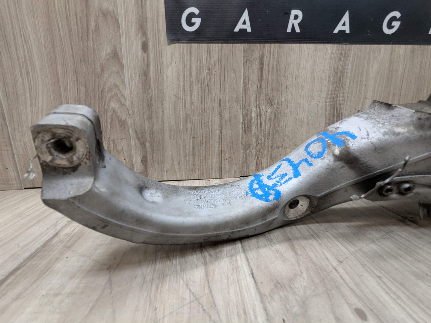 OEM BMW E70 F15 F16 X5 X6 Front Left Driver Side Spindle Hub Carrier Knuckle