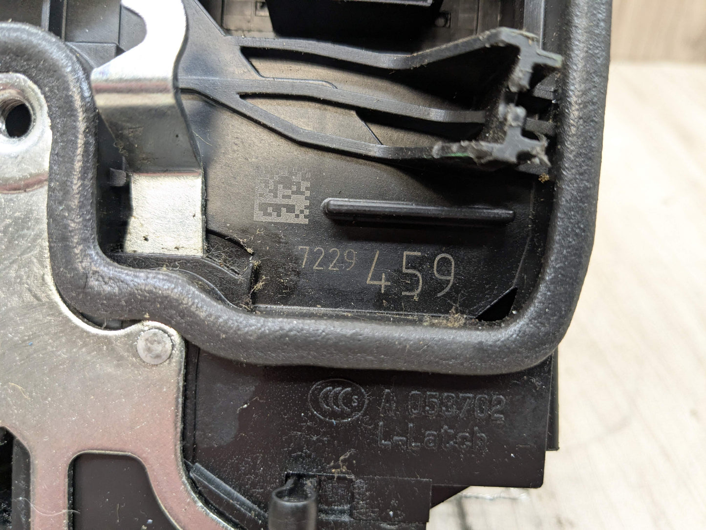 OEM BMW  E82 E90 F02 F10 F30 F32 F80 REAR LEFT DRIVER Door Lock Latch Actuator