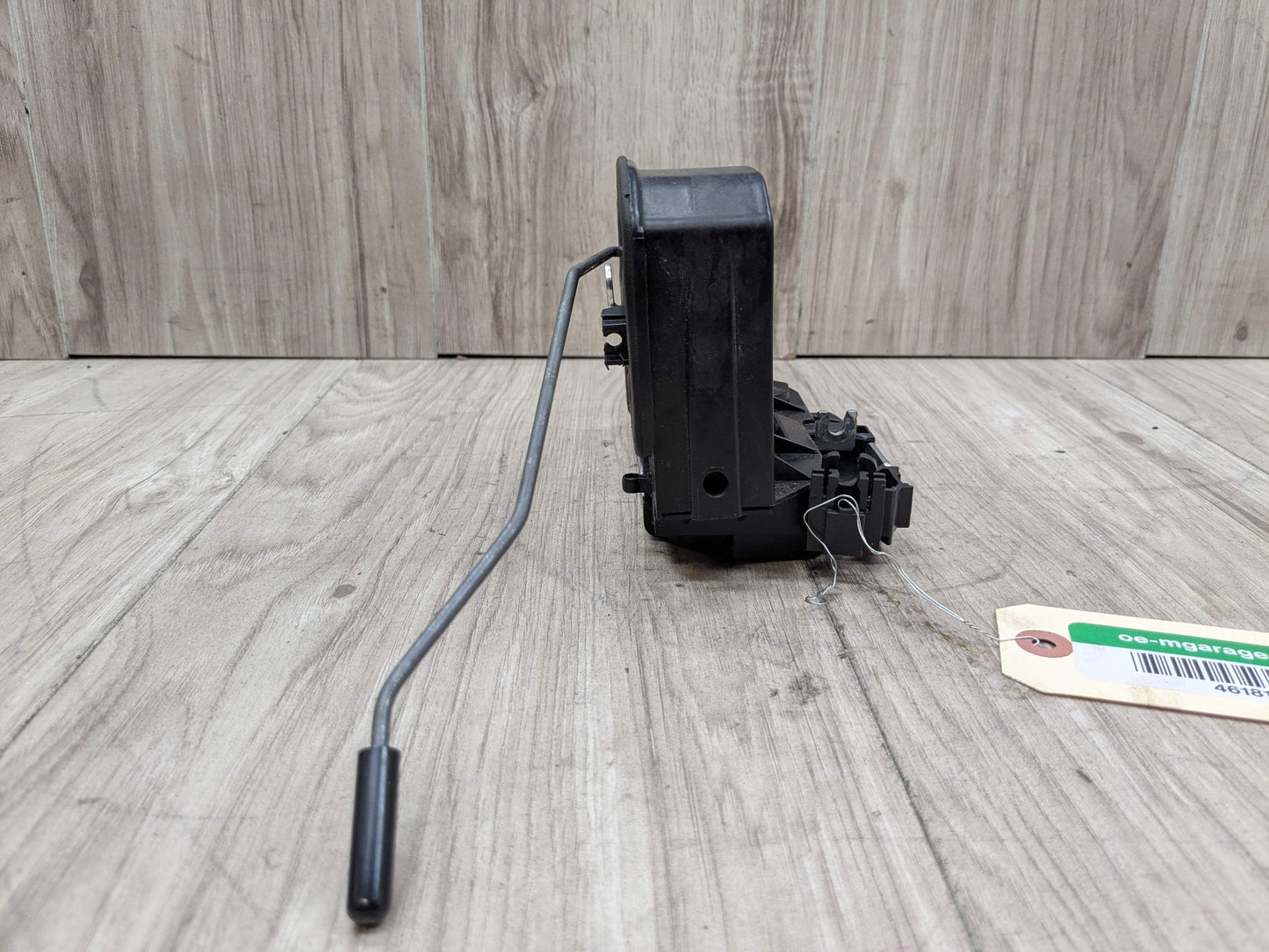 OEM BMW  E82 E90 F02 F10 F30 F32 F80 REAR LEFT DRIVER Door Lock Latch Actuator