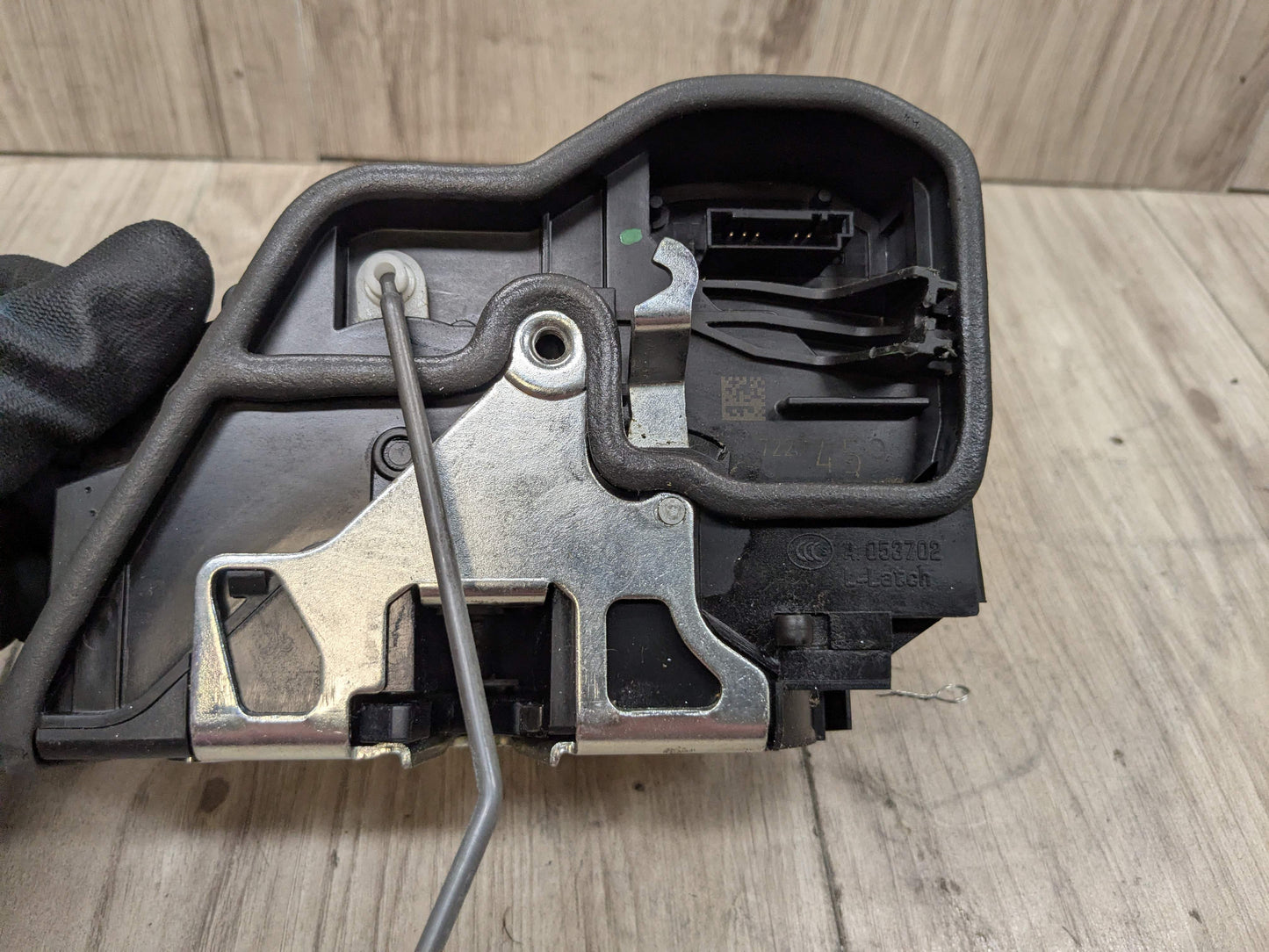 OEM BMW  E82 E90 F02 F10 F30 F32 F80 REAR LEFT DRIVER Door Lock Latch Actuator