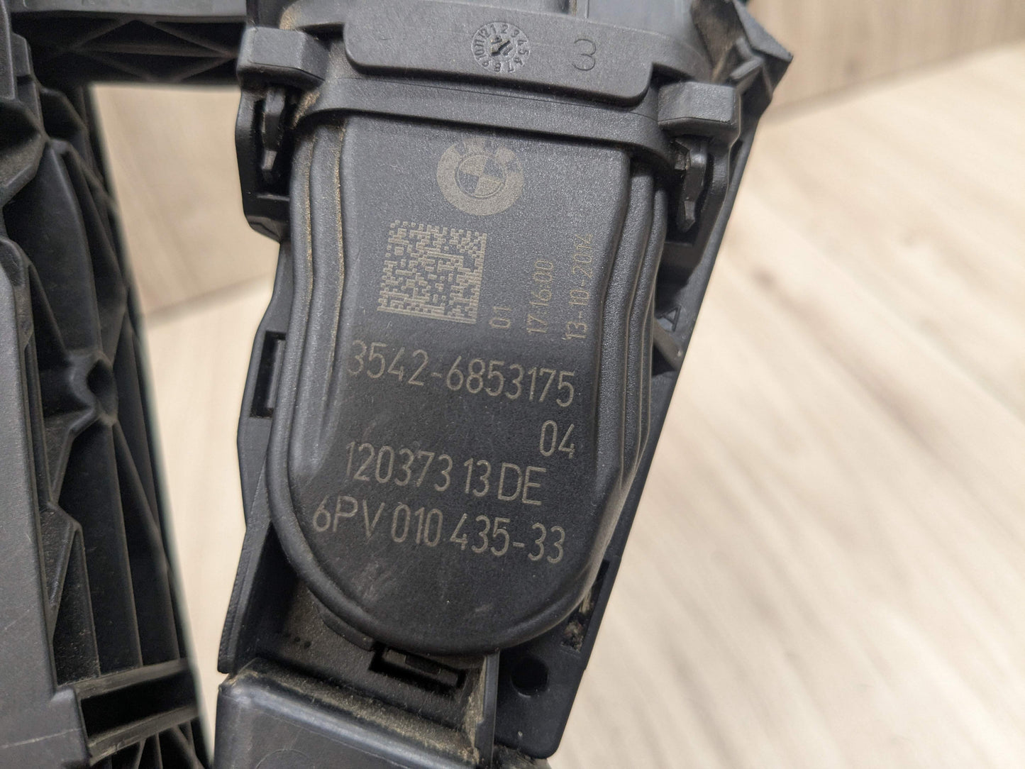 OEM BMW F15 F22 F25 F30 F36 F80 G01 G05 G20 X3 X5 Accelerator Throttle Gas Pedal