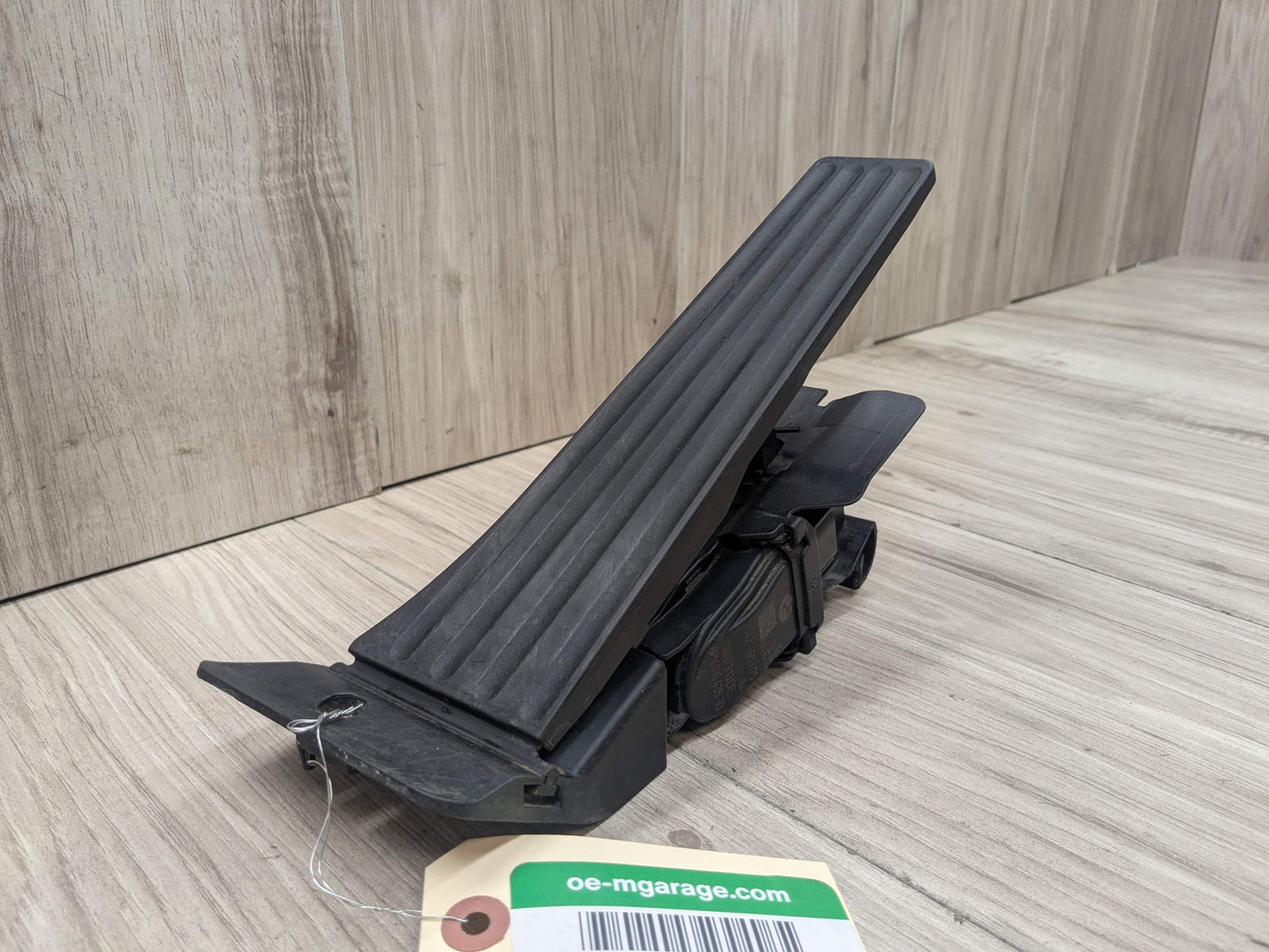 OEM BMW F15 F22 F25 F30 F36 F80 G01 G05 G20 X3 X5 Accelerator Throttle Gas Pedal
