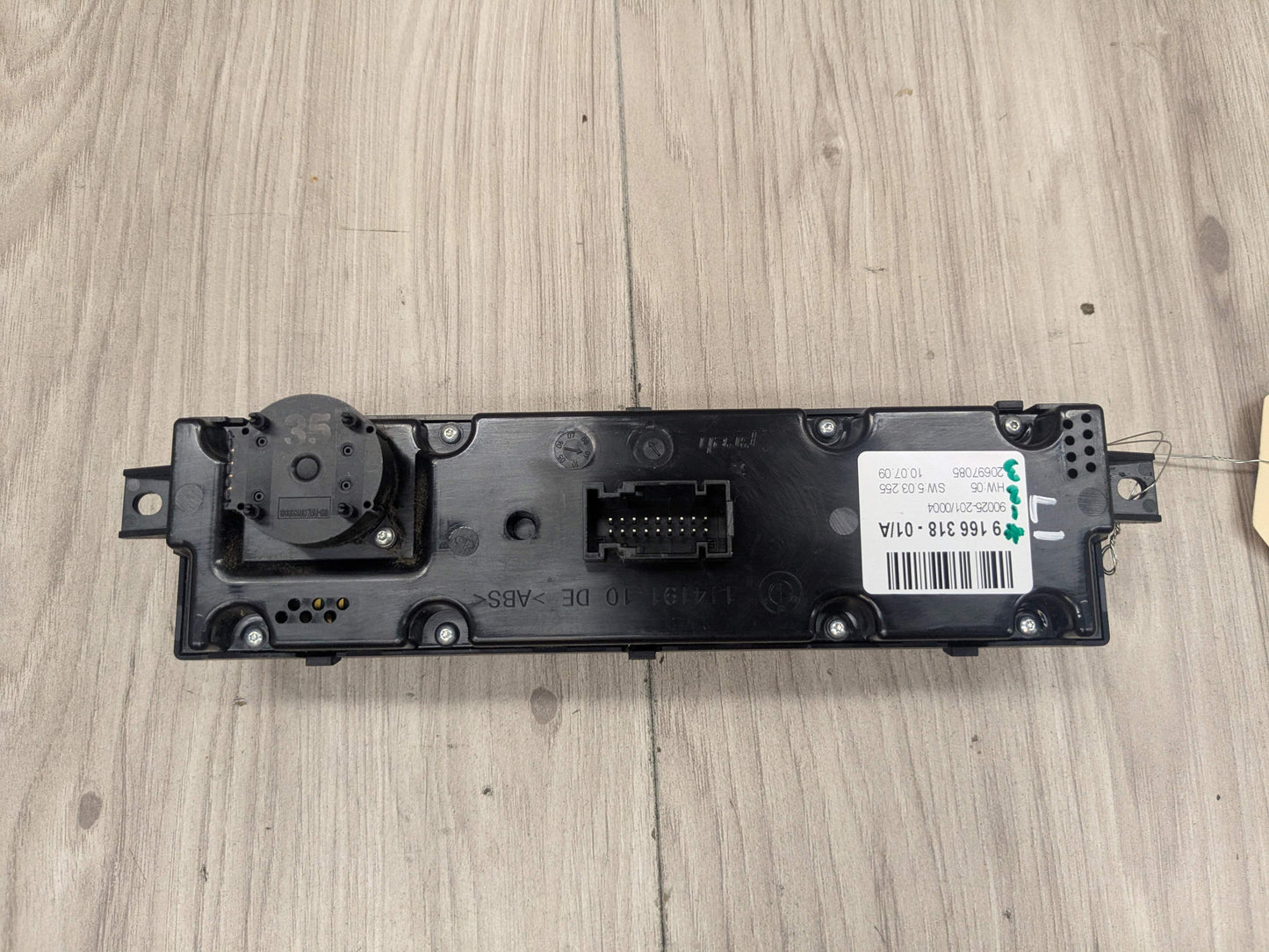 07-14 OEM BMW E70 X5 Rear Console Air Conditioning Heater Control AC Switch