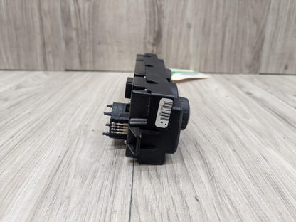 07-14 OEM BMW E70 X5 Rear Console Air Conditioning Heater Control AC Switch