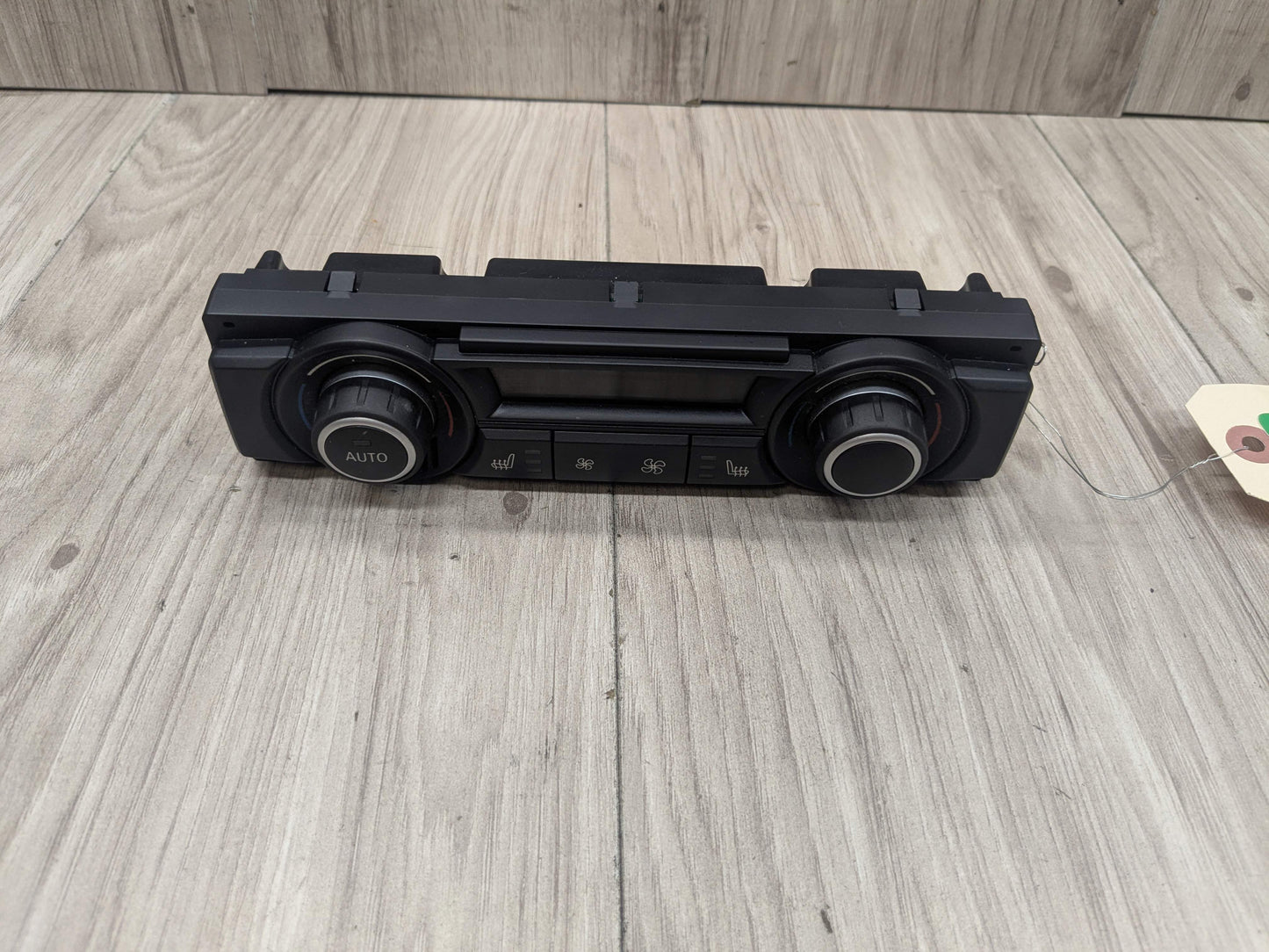 07-14 OEM BMW E70 X5 Rear Console Air Conditioning Heater Control AC Switch