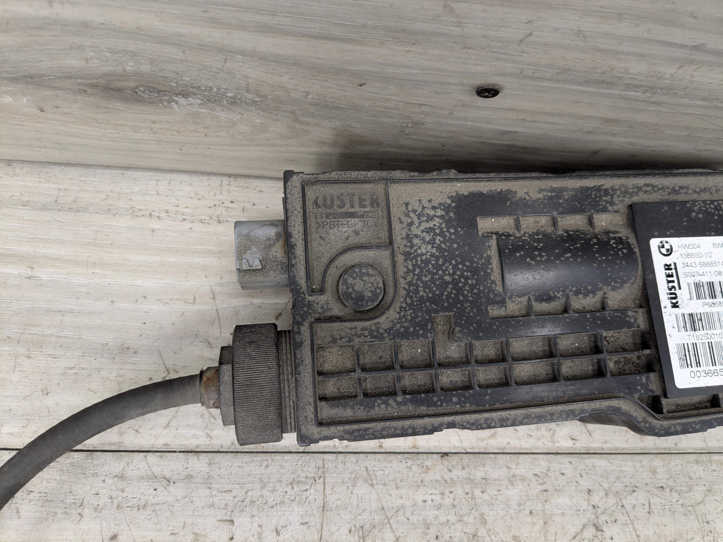 OEM BMW F15 F16 F85 F86 X5 X6 X5M Emergency Parking Brake Actuator Unit Motor