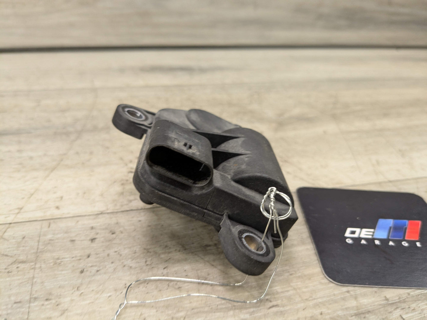 OEM BMW F15 F22 F23 F30 F32 F33 F36 F44 F48 Muffler Exhaust Flap Actuator Motor