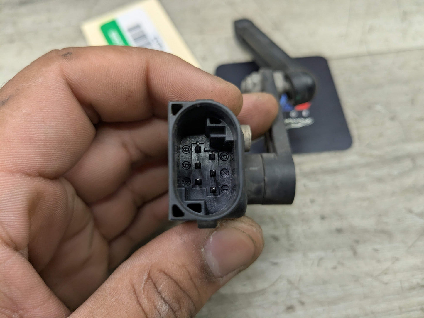 OEM BMW F15 F16 F85 F86 X5 X6 M Rear Left Right Suspension Height Level Sensor