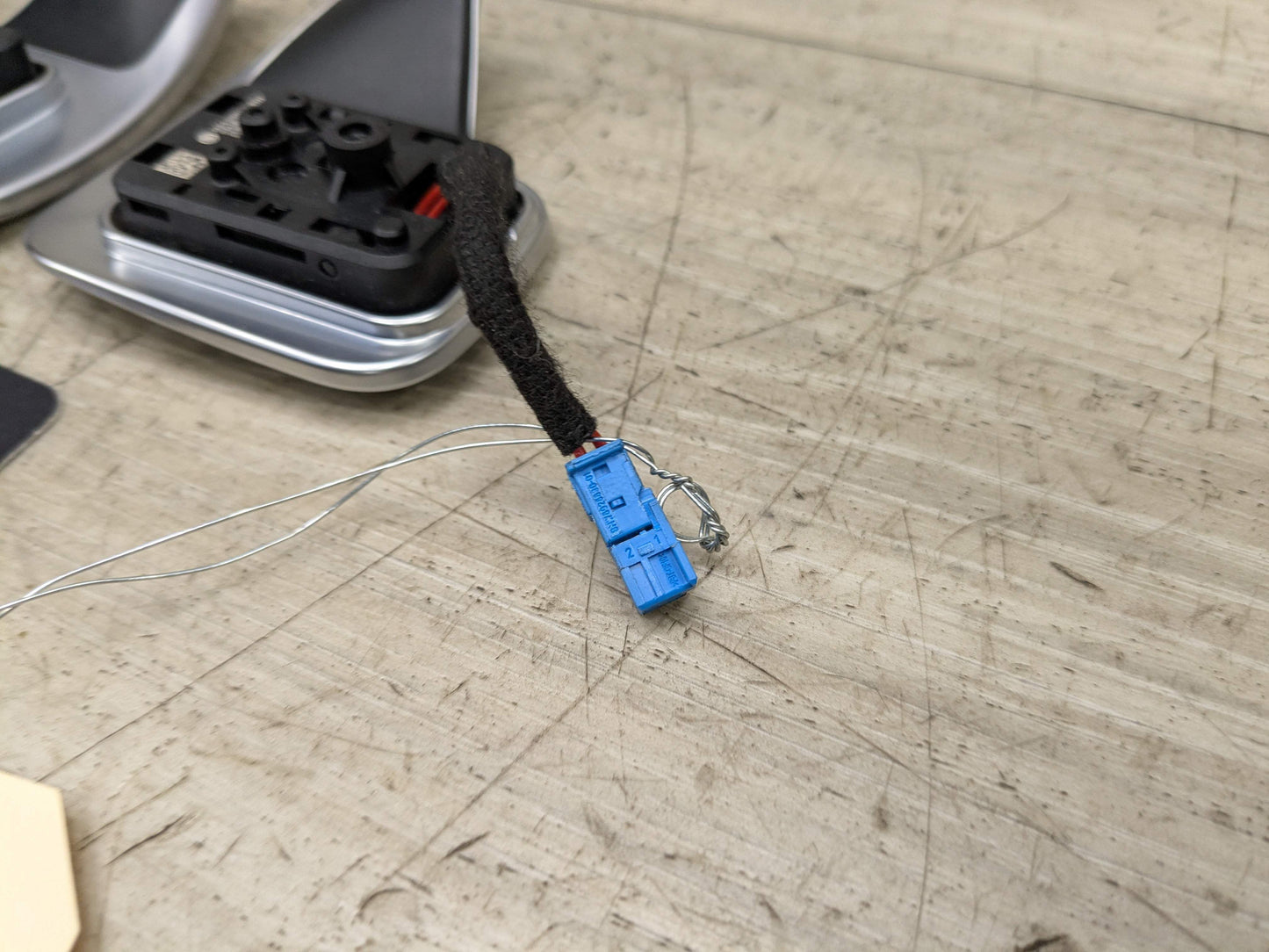 OEM BMW F15 F25 F30 F32 F33 F36 F48 X1 X3 X5 AT Paddle Shifter Plus Minus PAIR