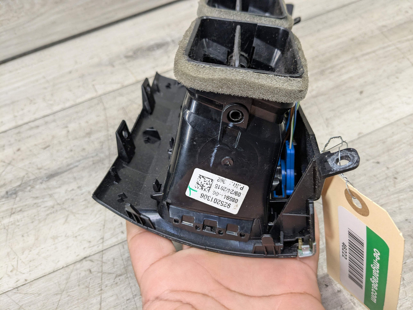 14-19 OEM BMW F15 F16 F85 F86 X5 X6 Rear AC Air Conditioning Vent Grille Black