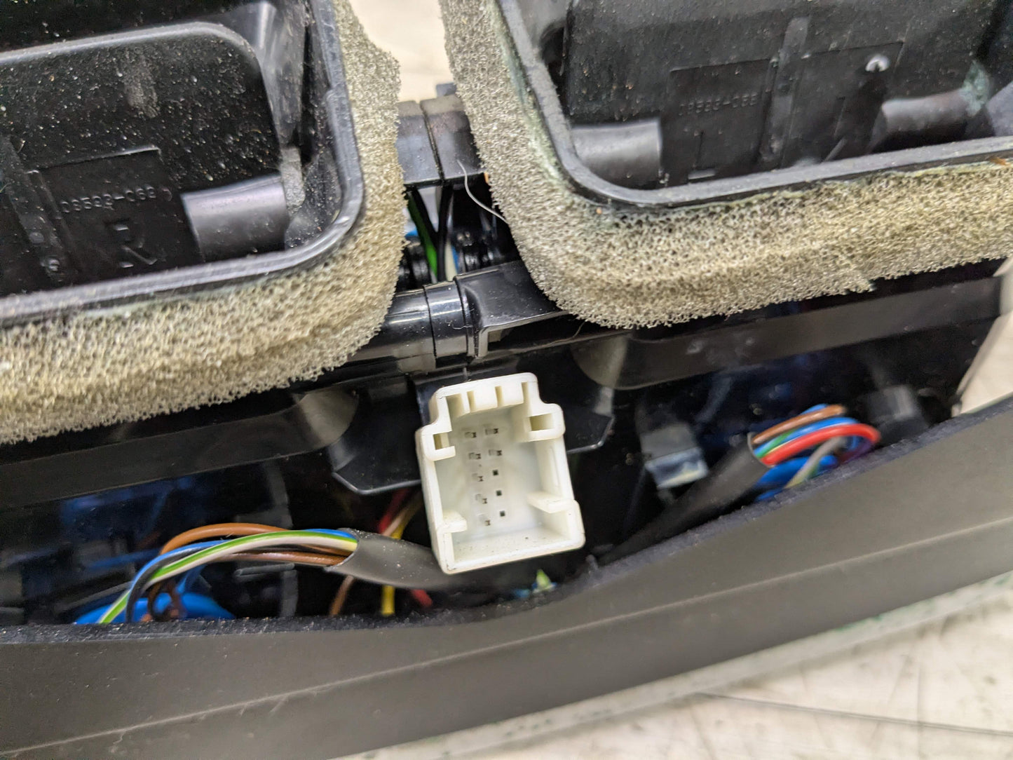 14-19 OEM BMW F15 F16 F85 F86 X5 X6 Rear AC Air Conditioning Vent Grille Black