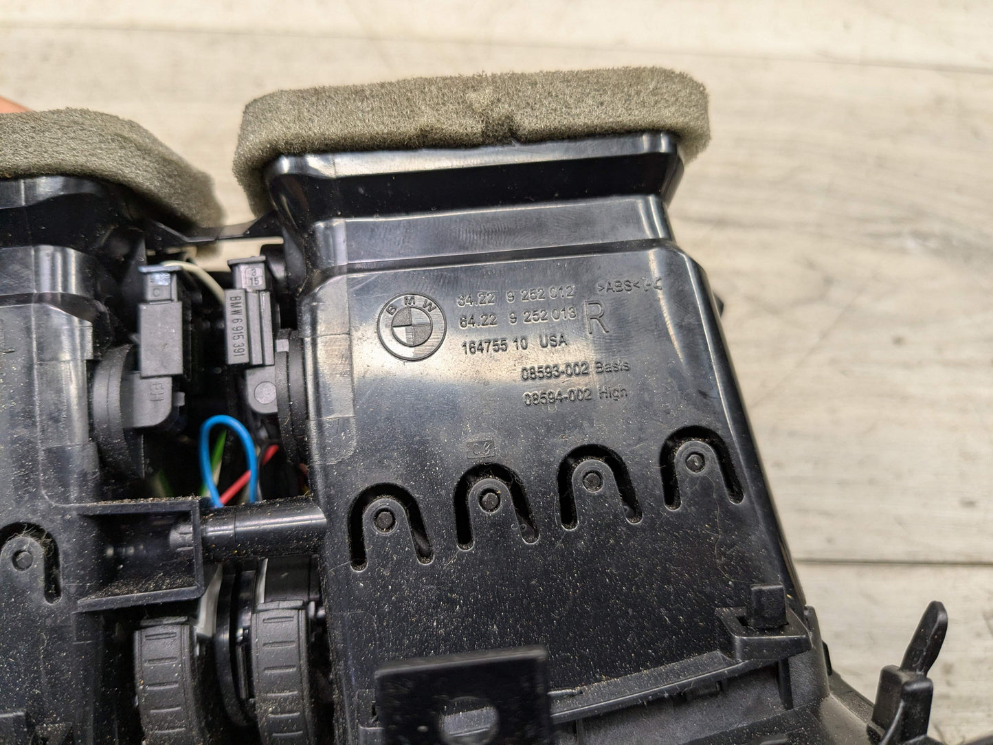 14-19 OEM BMW F15 F16 F85 F86 X5 X6 Rear AC Air Conditioning Vent Grille Black