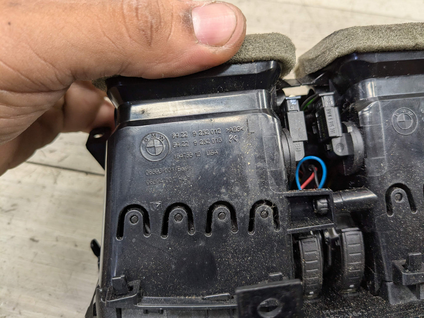 14-19 OEM BMW F15 F16 F85 F86 X5 X6 Rear AC Air Conditioning Vent Grille Black