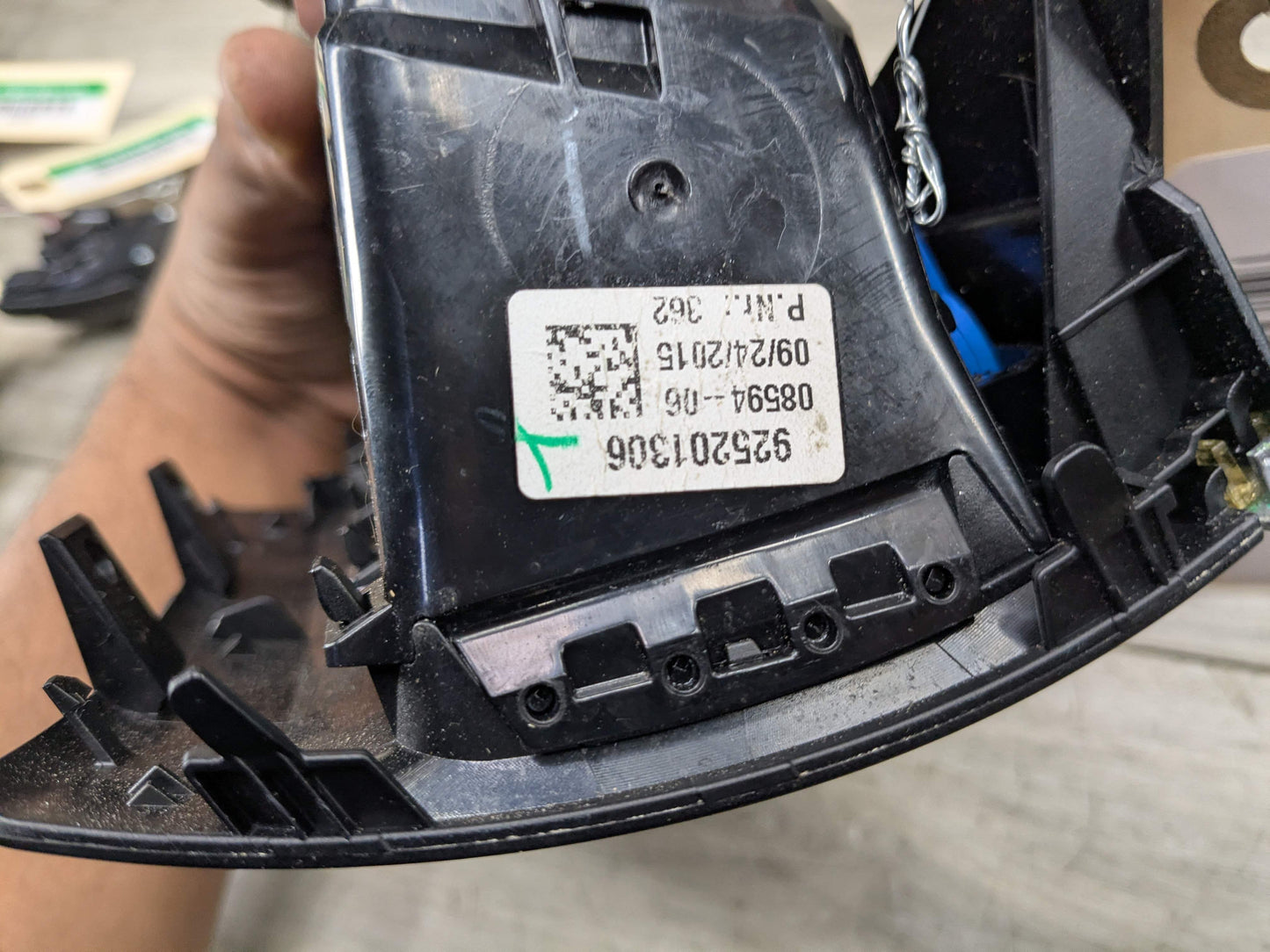 14-19 OEM BMW F15 F16 F85 F86 X5 X6 Rear AC Air Conditioning Vent Grille Black