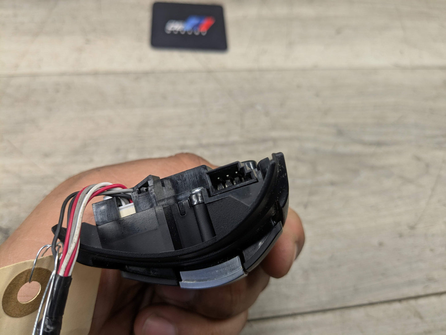 OEM BMW F10 F22 F23 F30 F32 F33 F36 M SPORT Steering Wheel Multifunction Button*