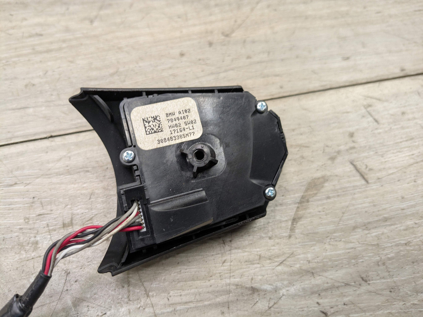 OEM BMW F10 F22 F23 F30 F32 F33 F36 M SPORT Steering Wheel Multifunction Button*